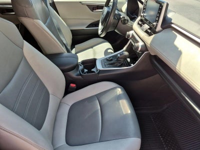 2021 Toyota RAV4 Hybrid LE