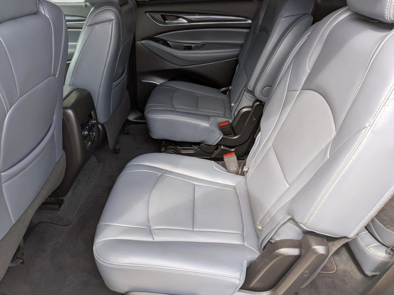 2021 Buick Enclave Essence