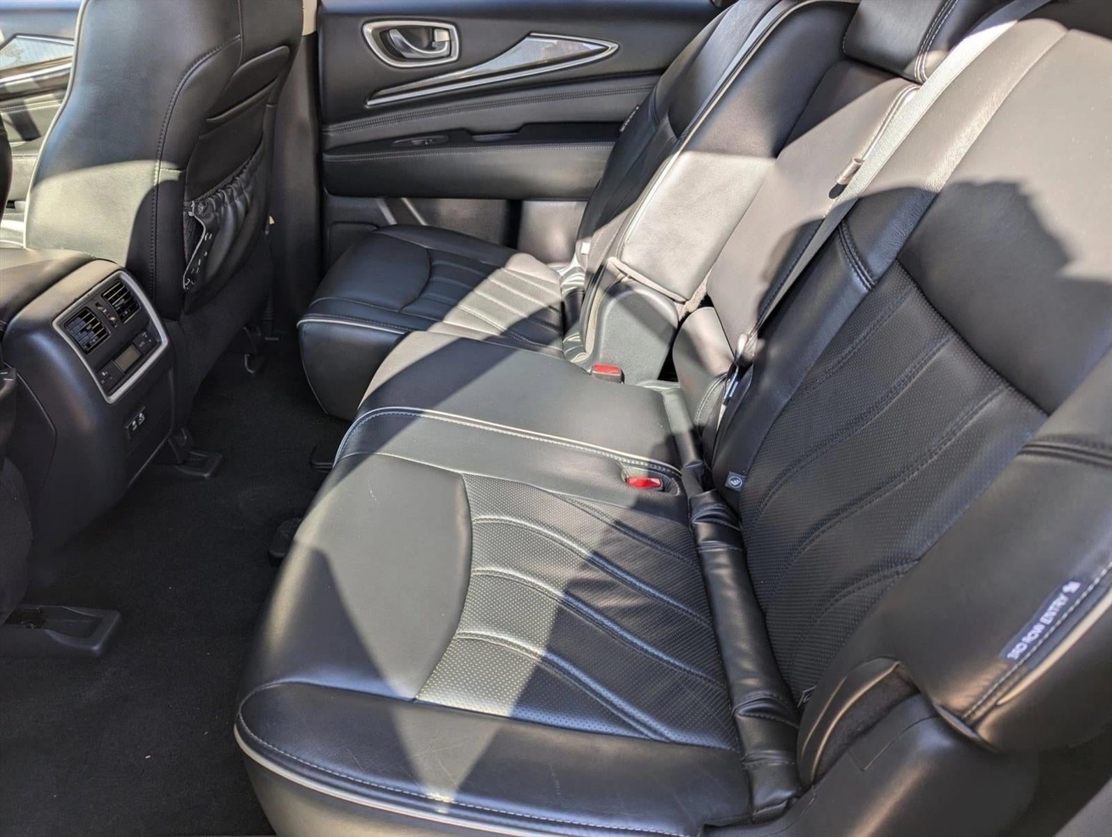 2019 INFINITI QX60 LUXE