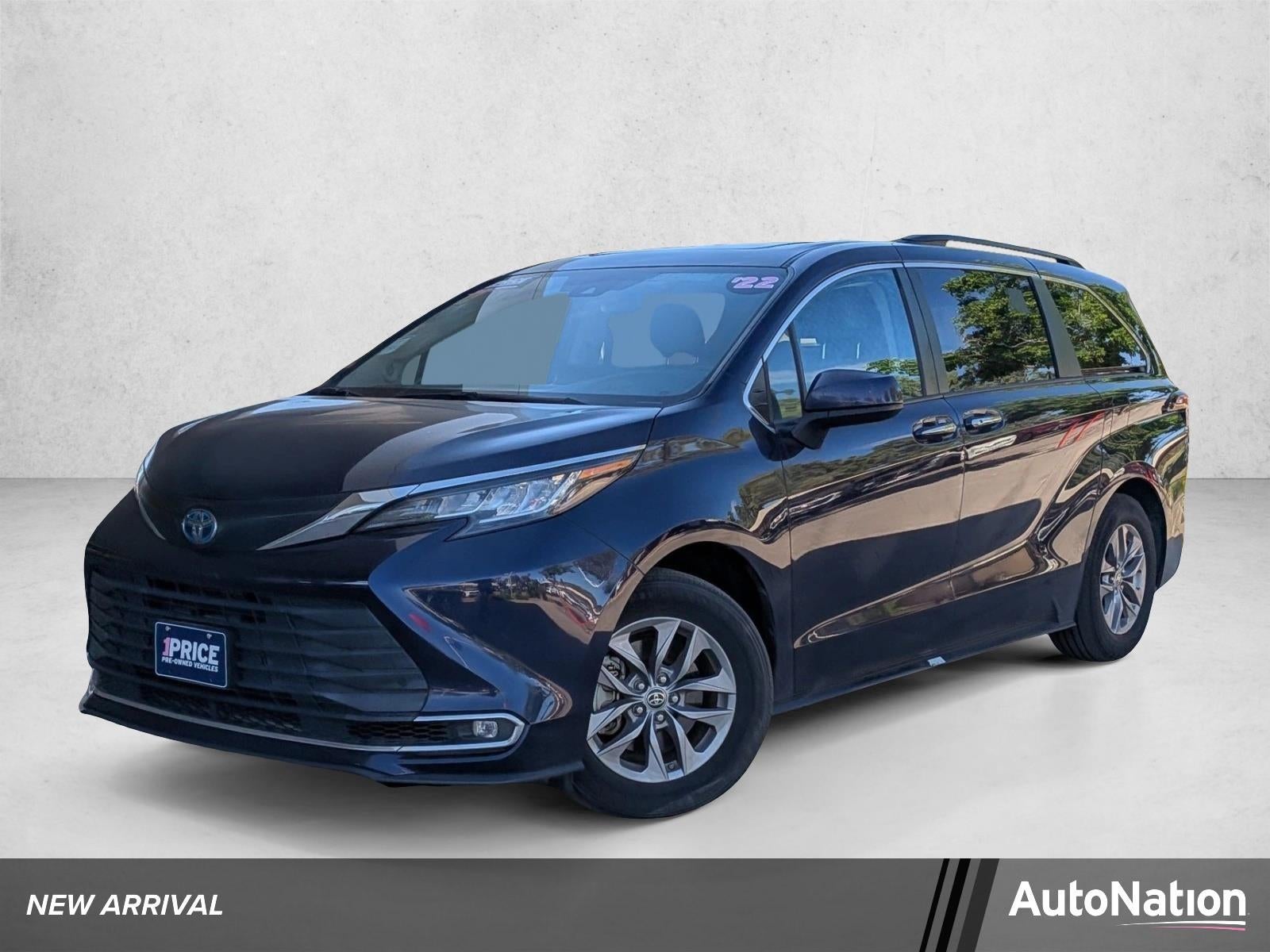 2022 Toyota Sienna XLE