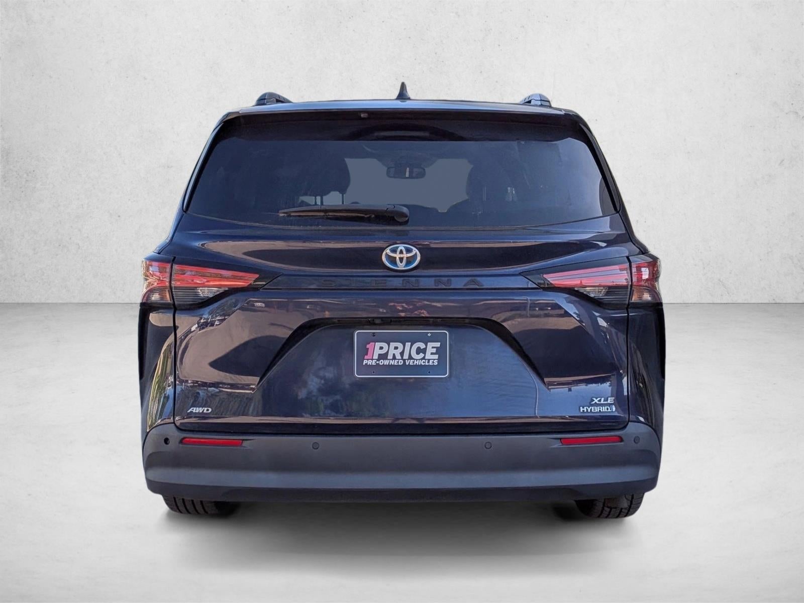 2022 Toyota Sienna XLE