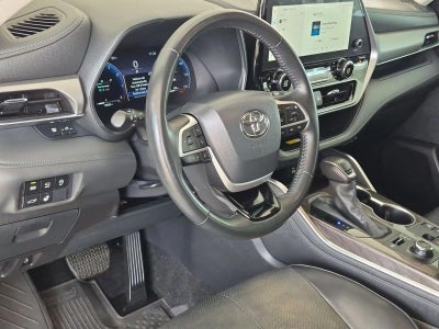 2024 Toyota Highlander Platinum