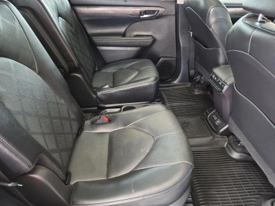 2024 Toyota Highlander Platinum