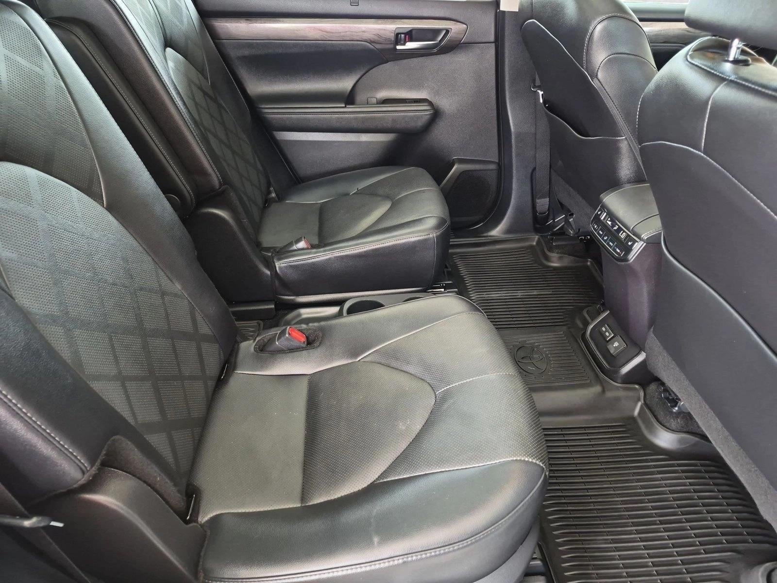 2024 Toyota Highlander Platinum