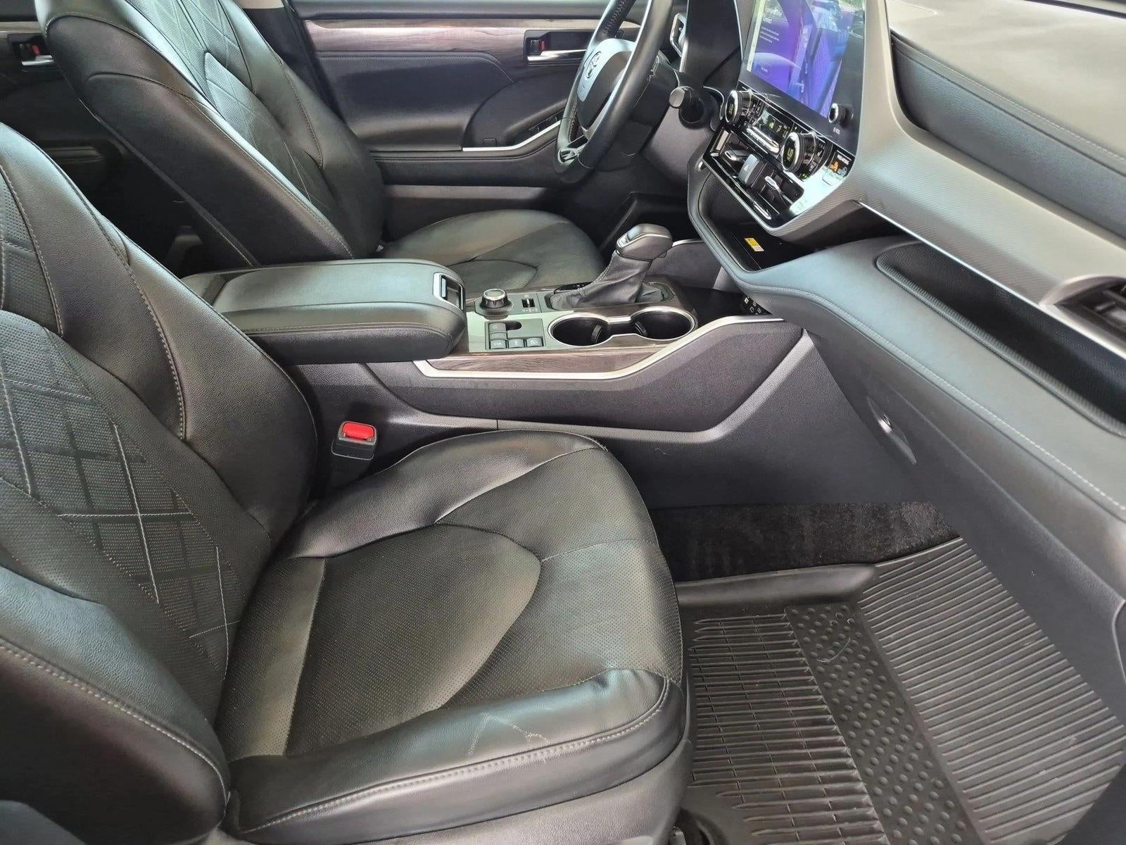 2024 Toyota Highlander Platinum