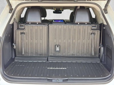 2024 Toyota Highlander Platinum