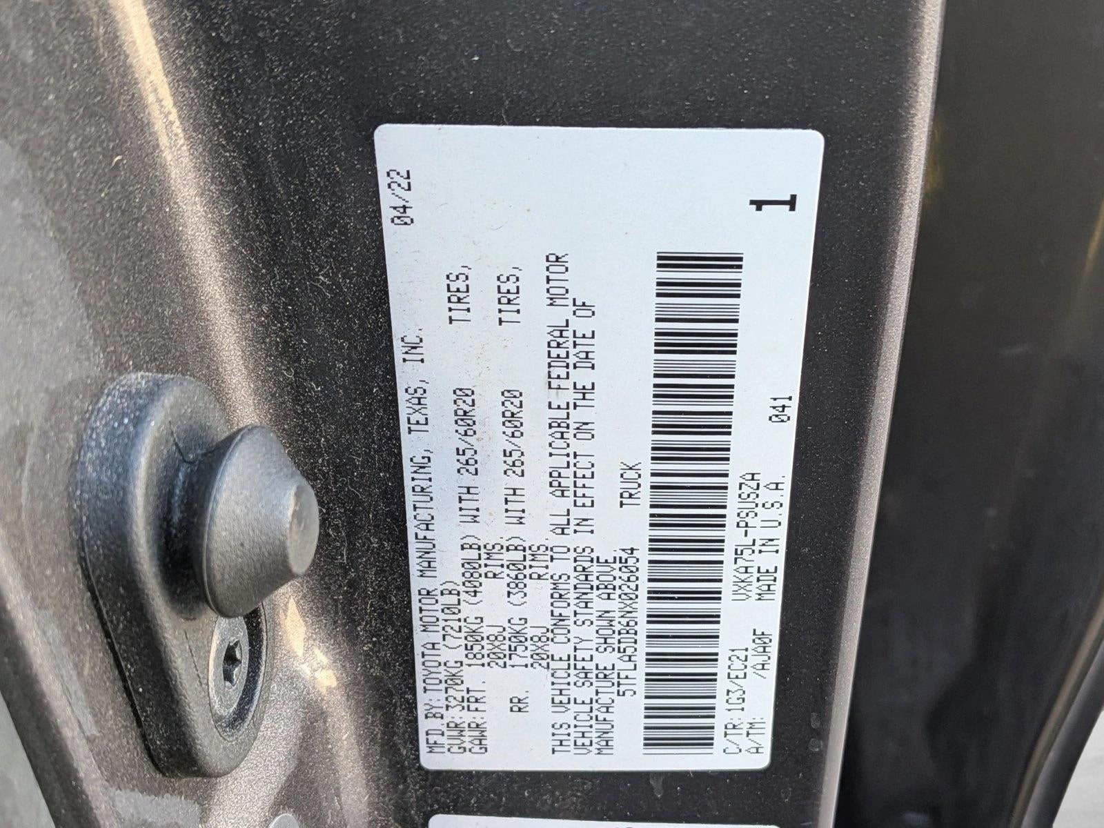 2022 Toyota Tundra 4WD SR5