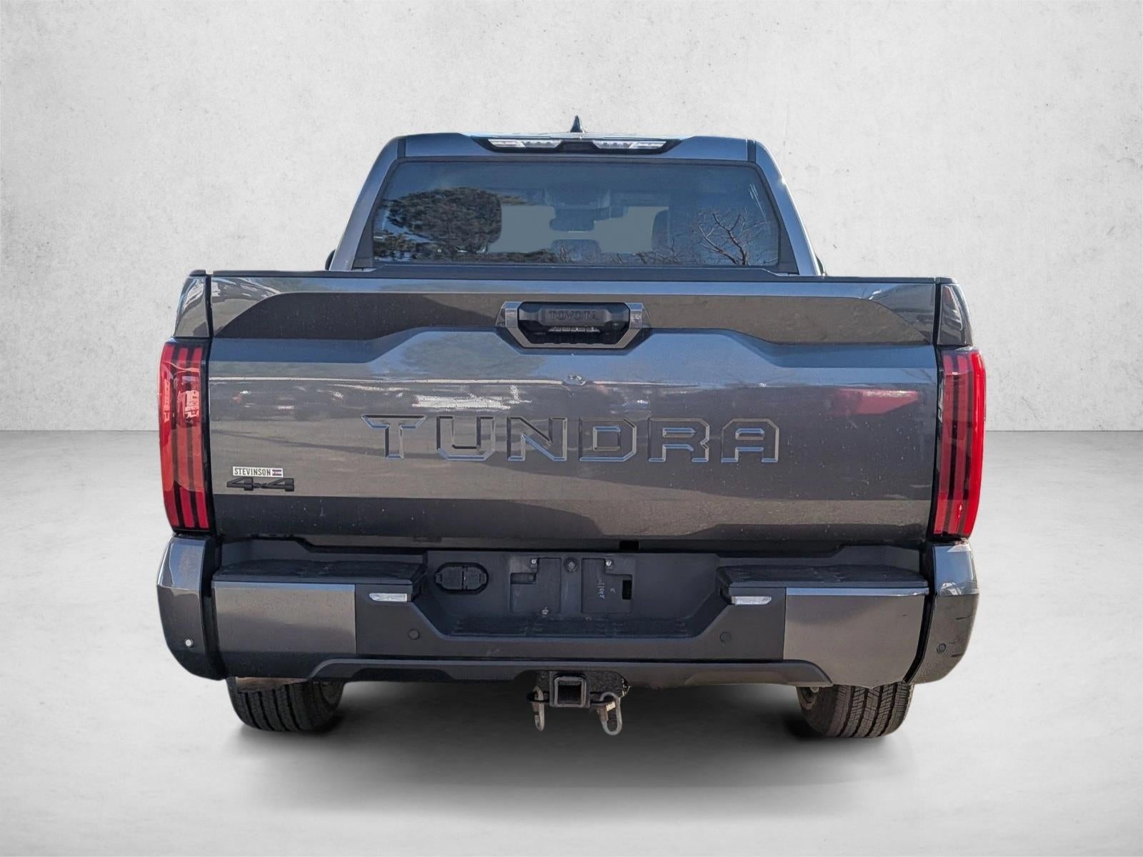 2022 Toyota Tundra 4WD SR5