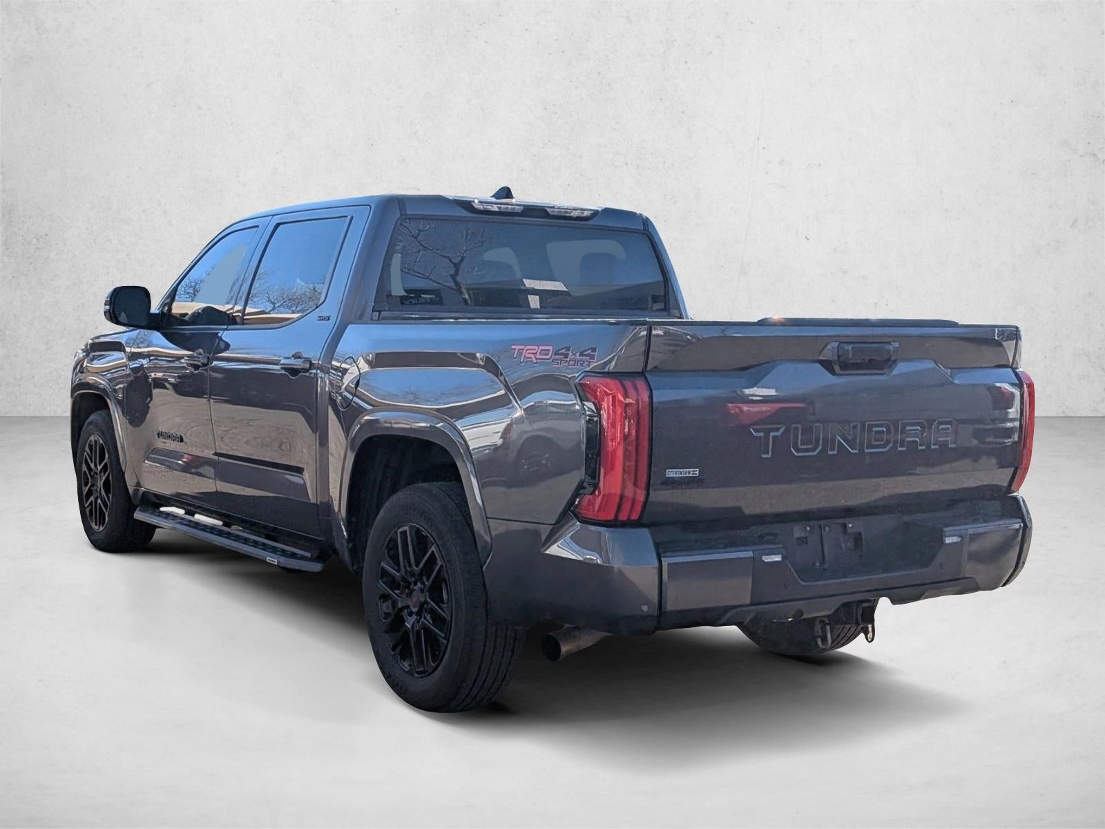 2022 Toyota Tundra 4WD SR5