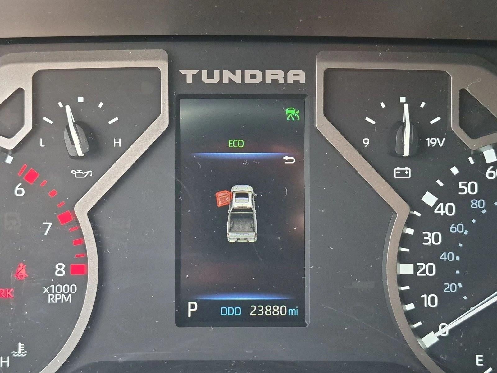 2022 Toyota Tundra 4WD SR5
