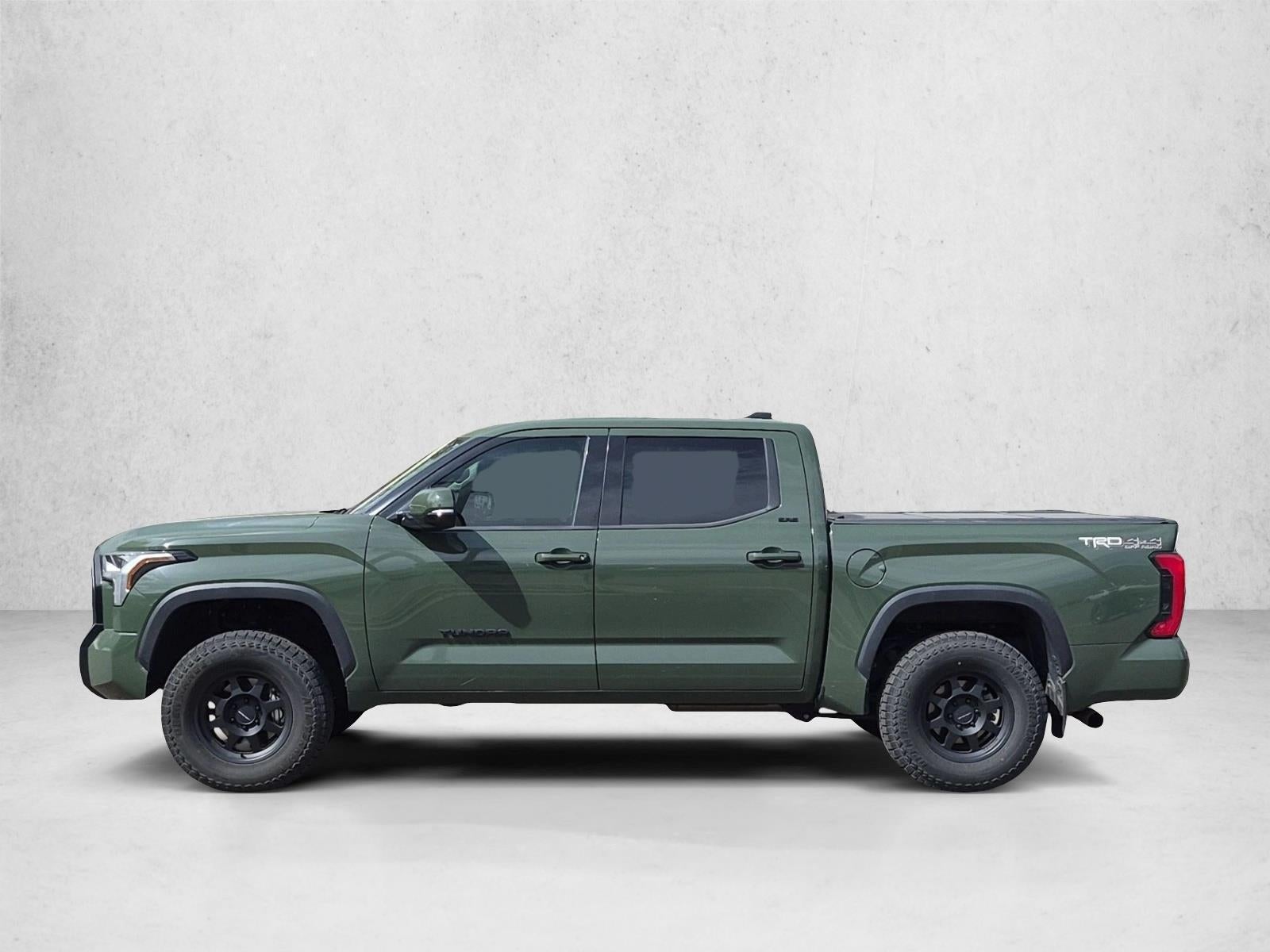2022 Toyota Tundra 4WD SR5
