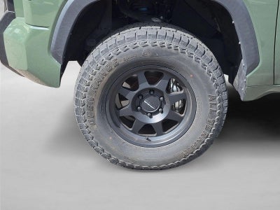 2022 Toyota Tundra 4WD SR5