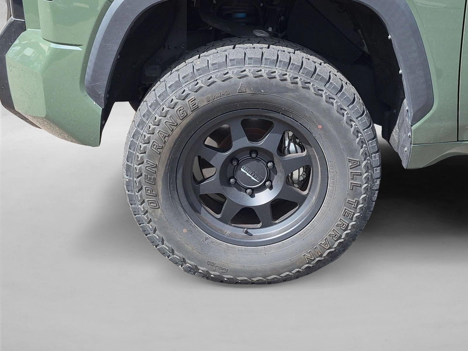 2022 Toyota Tundra 4WD SR5