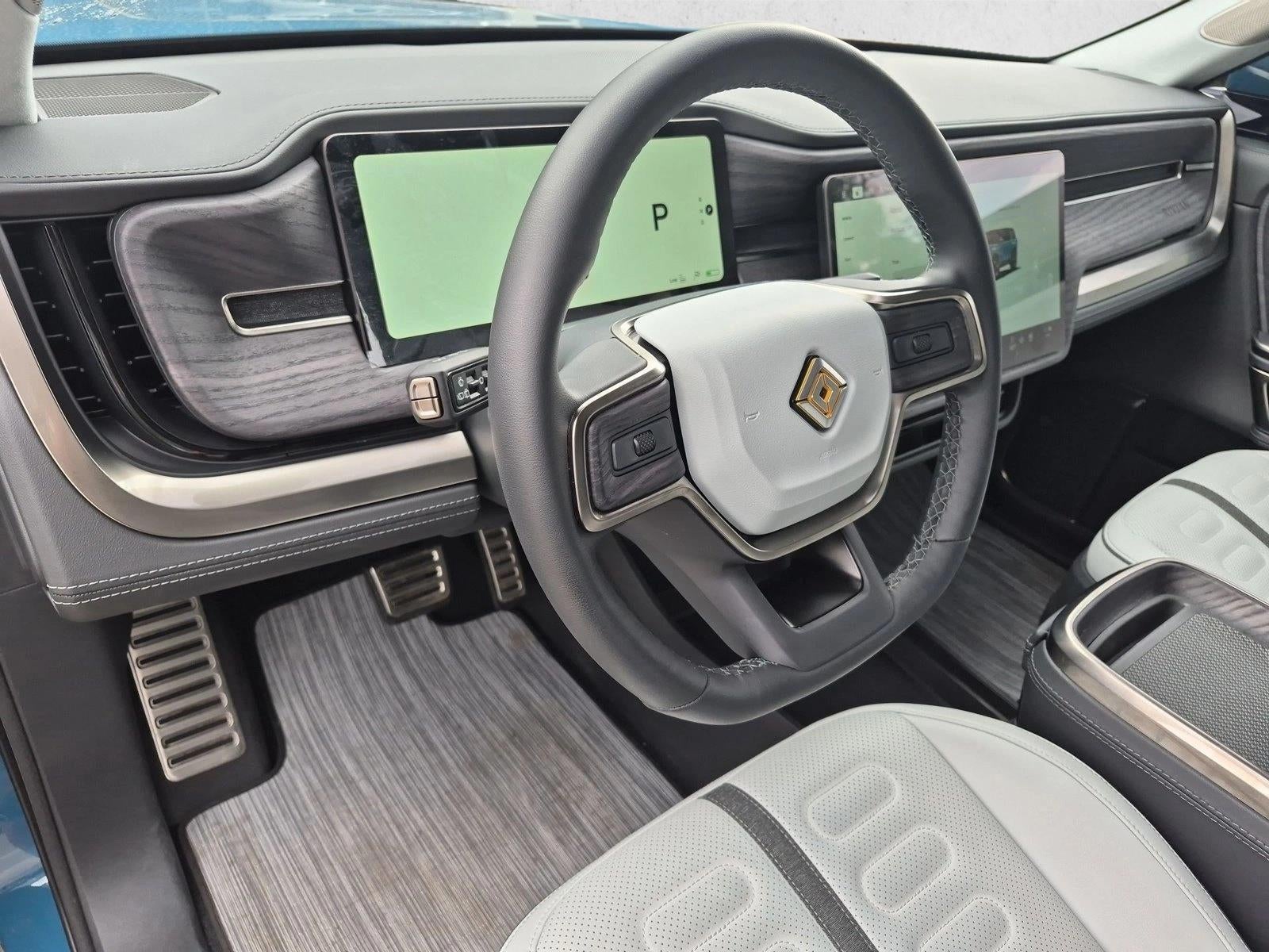2024 RIVIAN R1S Adventure