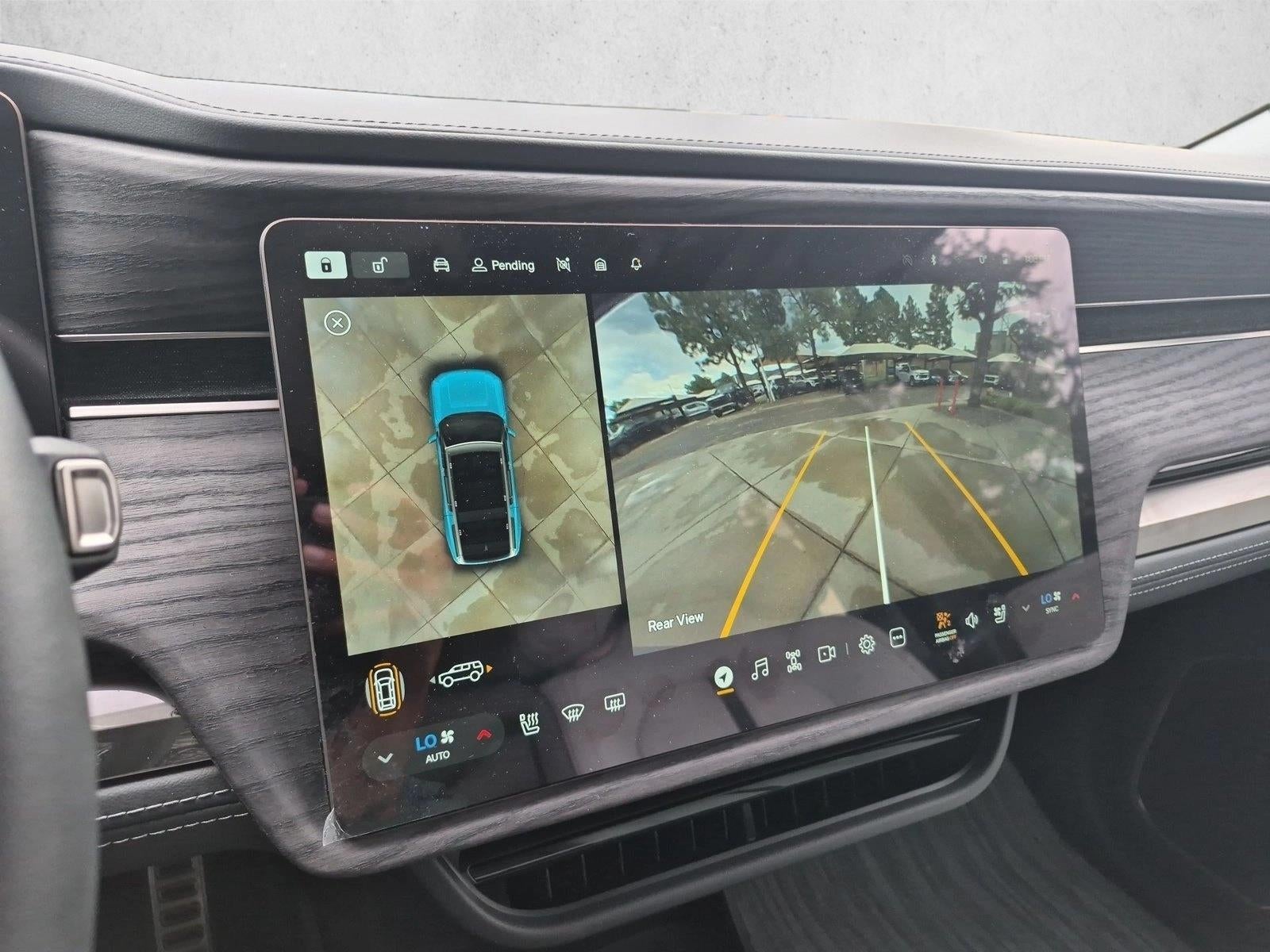 2024 RIVIAN R1S Adventure