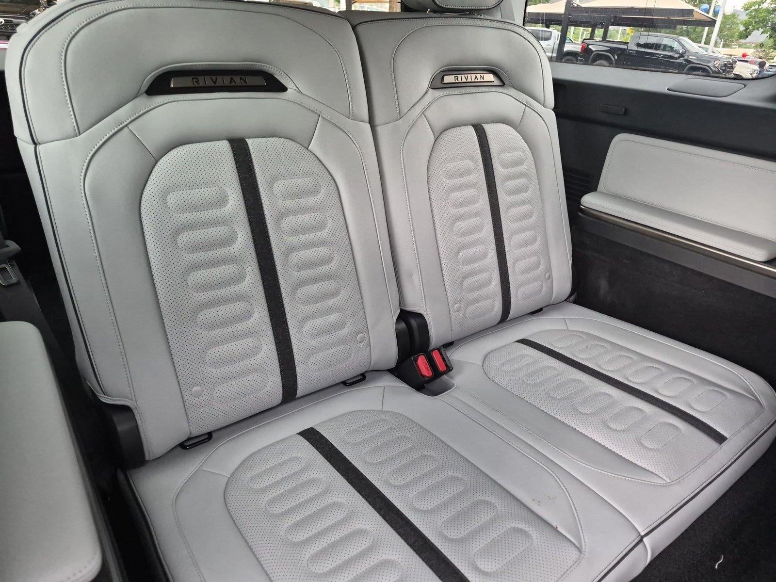 2024 RIVIAN R1S Adventure