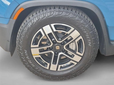2024 RIVIAN R1S Adventure