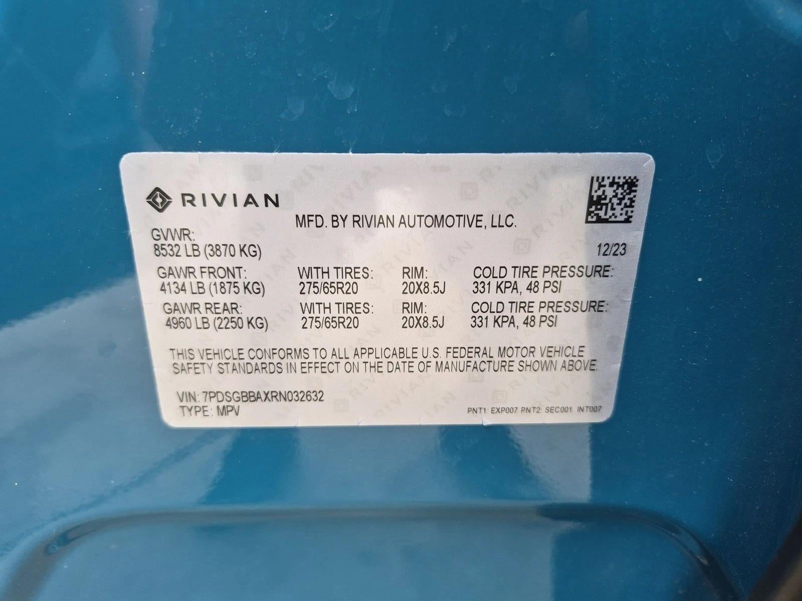 2024 RIVIAN R1S Adventure