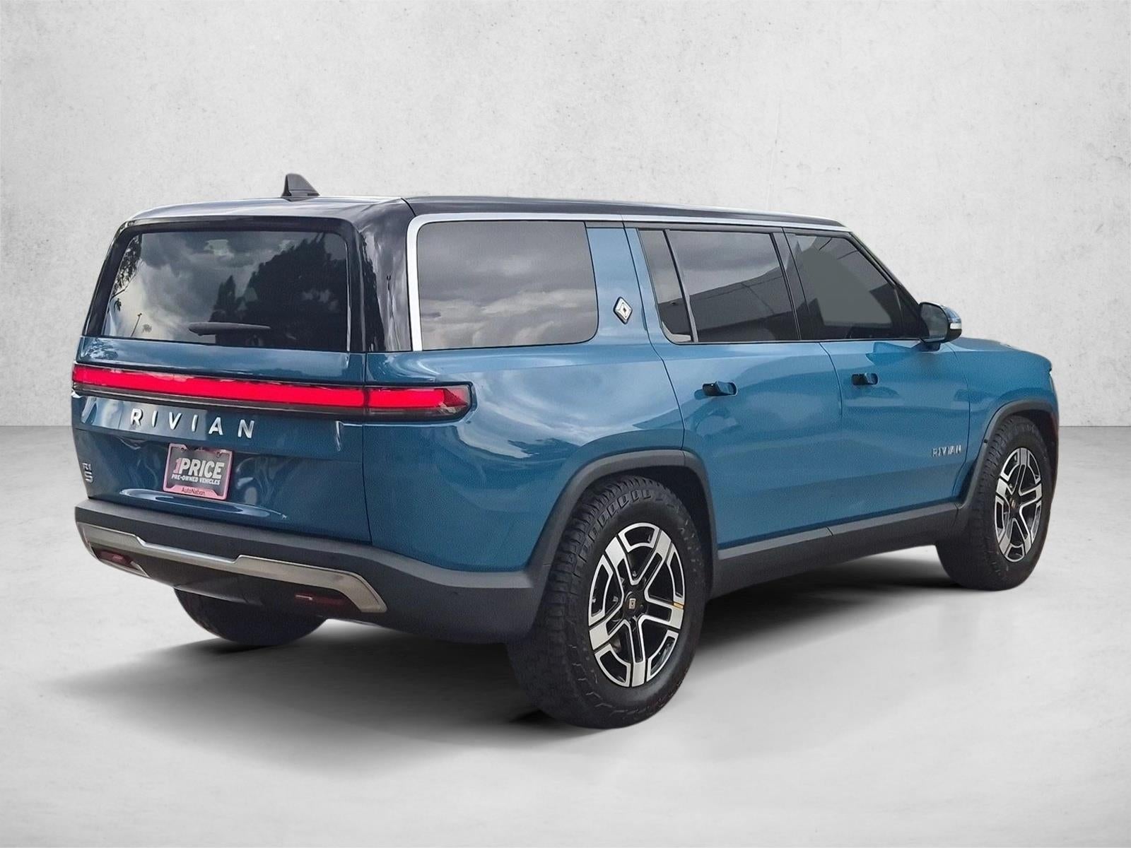 2024 RIVIAN R1S Adventure
