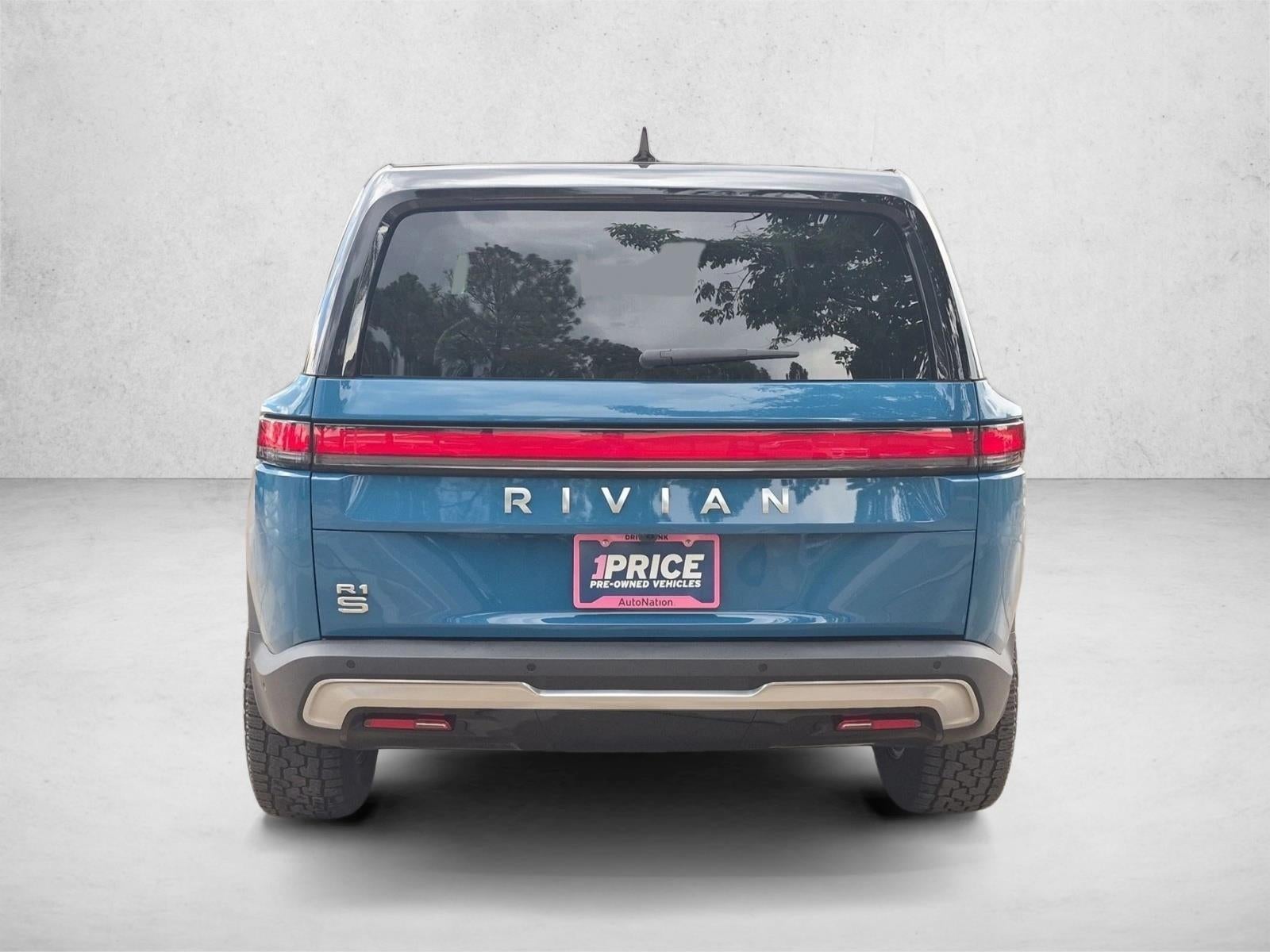 2024 RIVIAN R1S Adventure