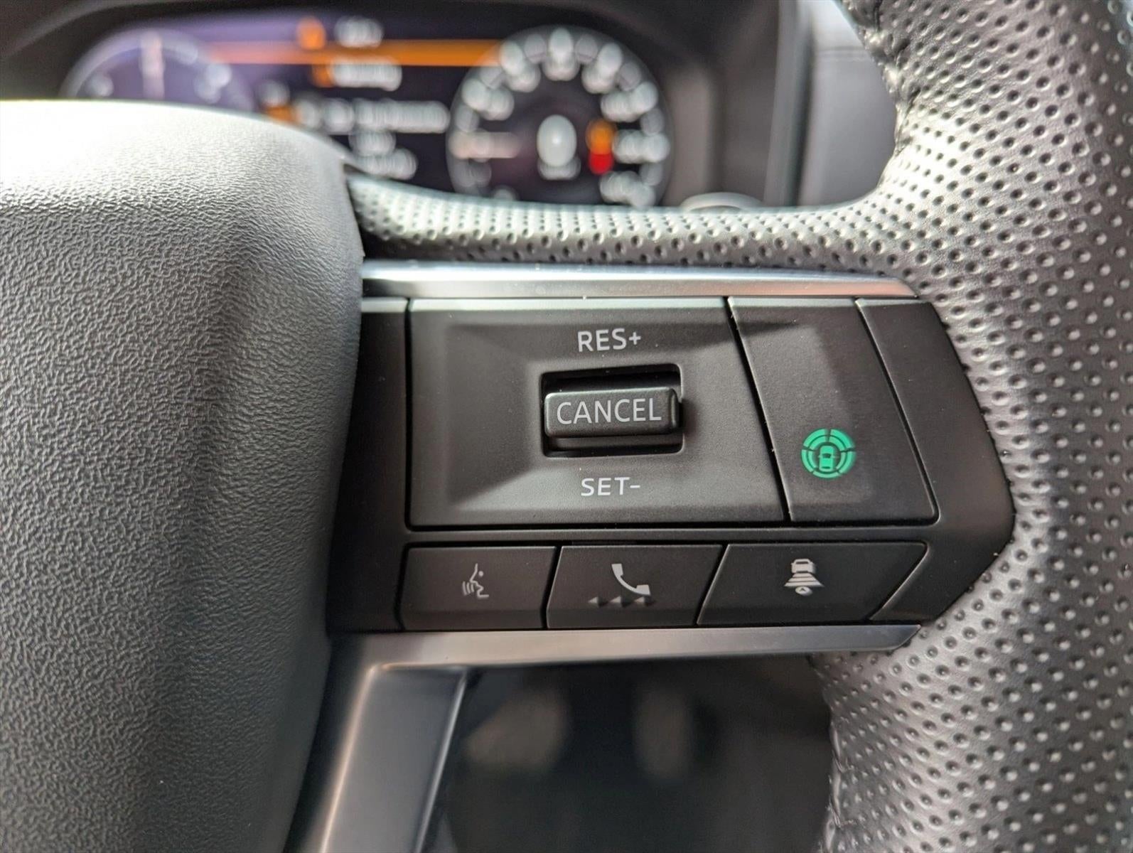 2023 Mitsubishi Outlander PHEV SE