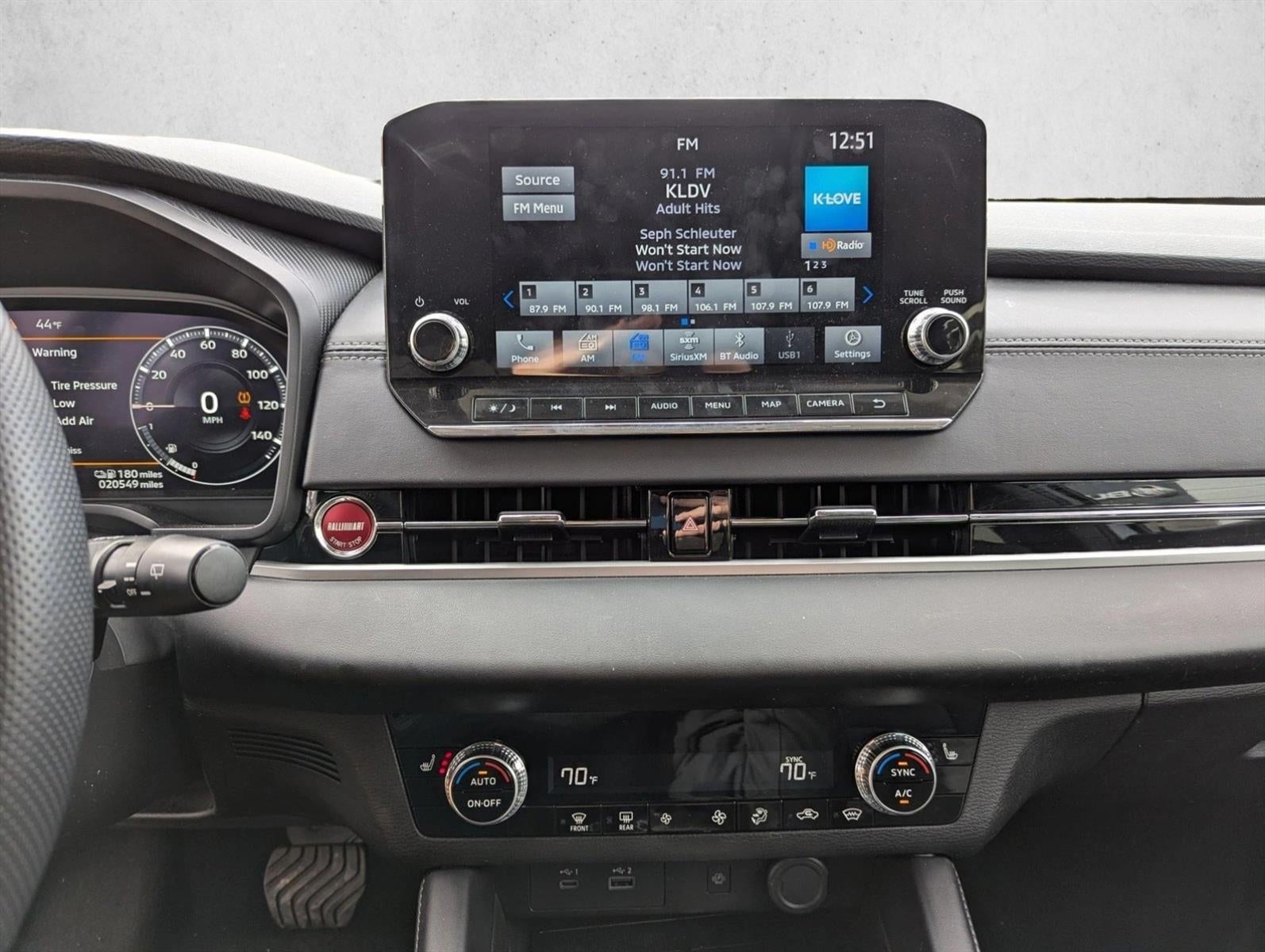 2023 Mitsubishi Outlander PHEV SE