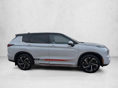 2023 Mitsubishi Outlander PHEV SE