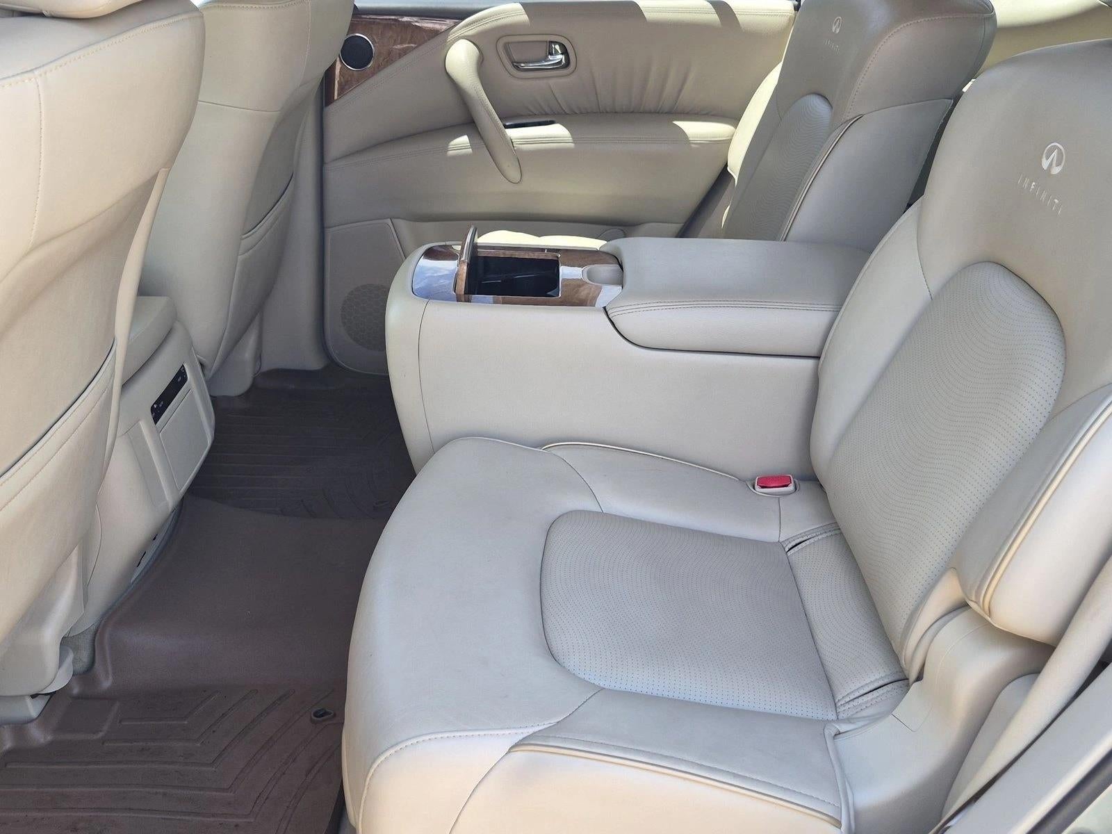 2011 INFINITI QX56 7-passenger