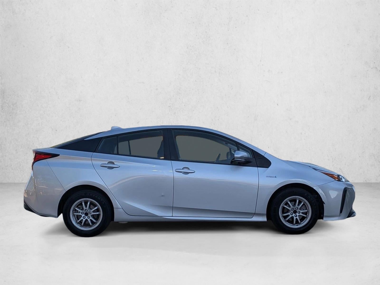 2021 Toyota Prius L Eco