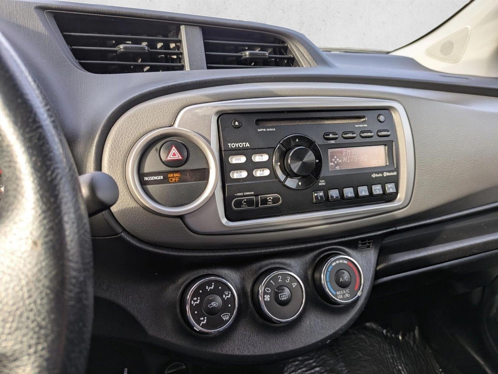 2014 Toyota Yaris L