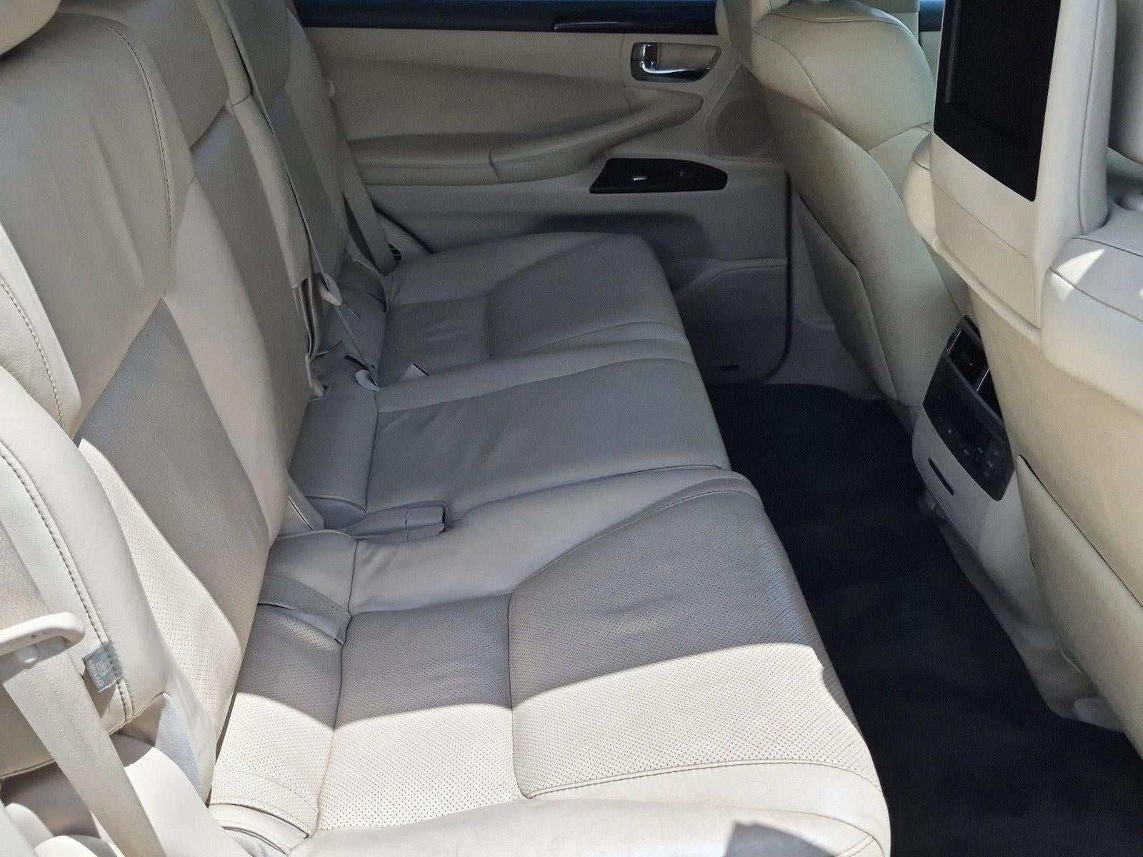 2013 Lexus LX 570 