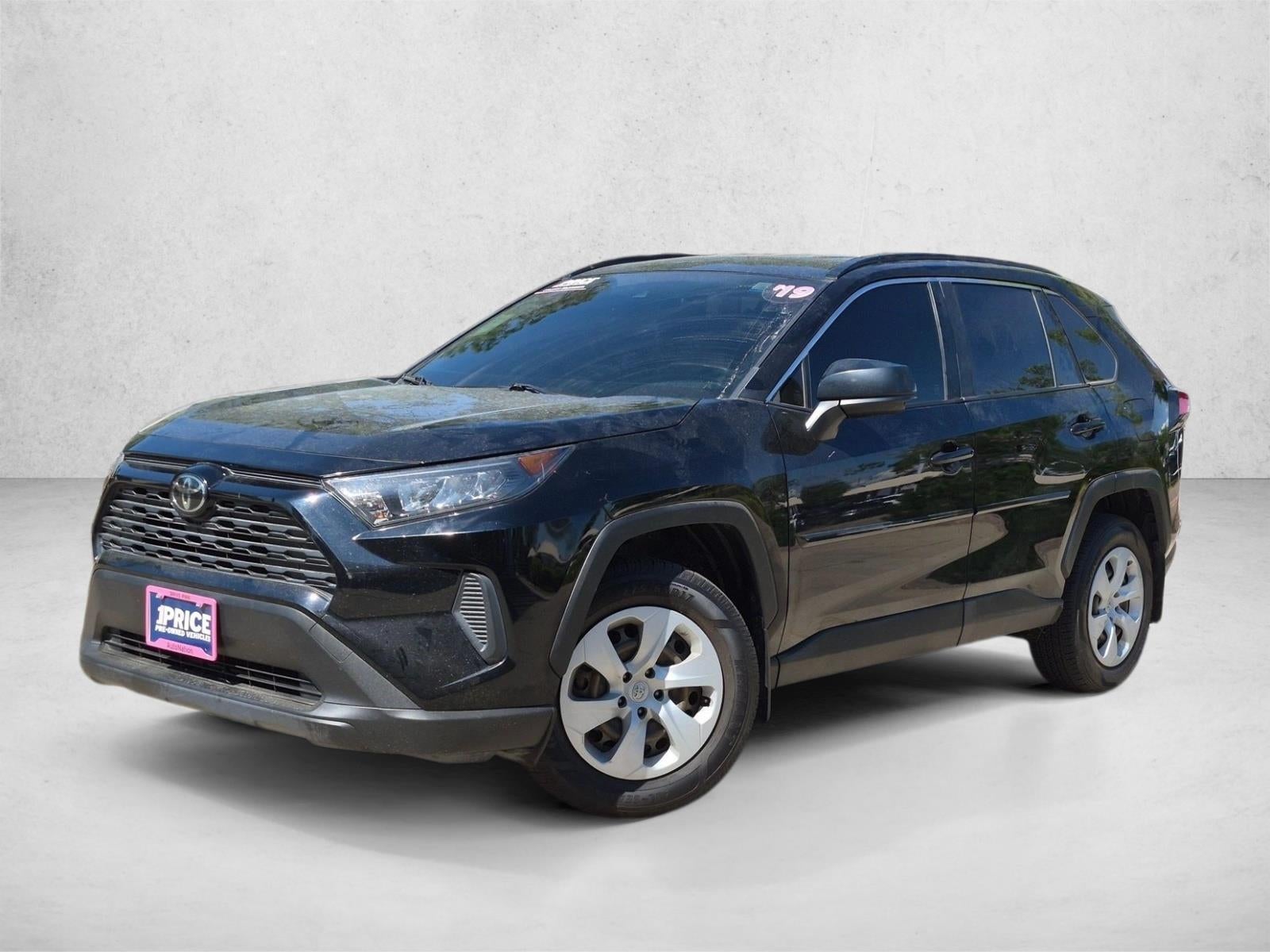 2019 Toyota RAV4 LE