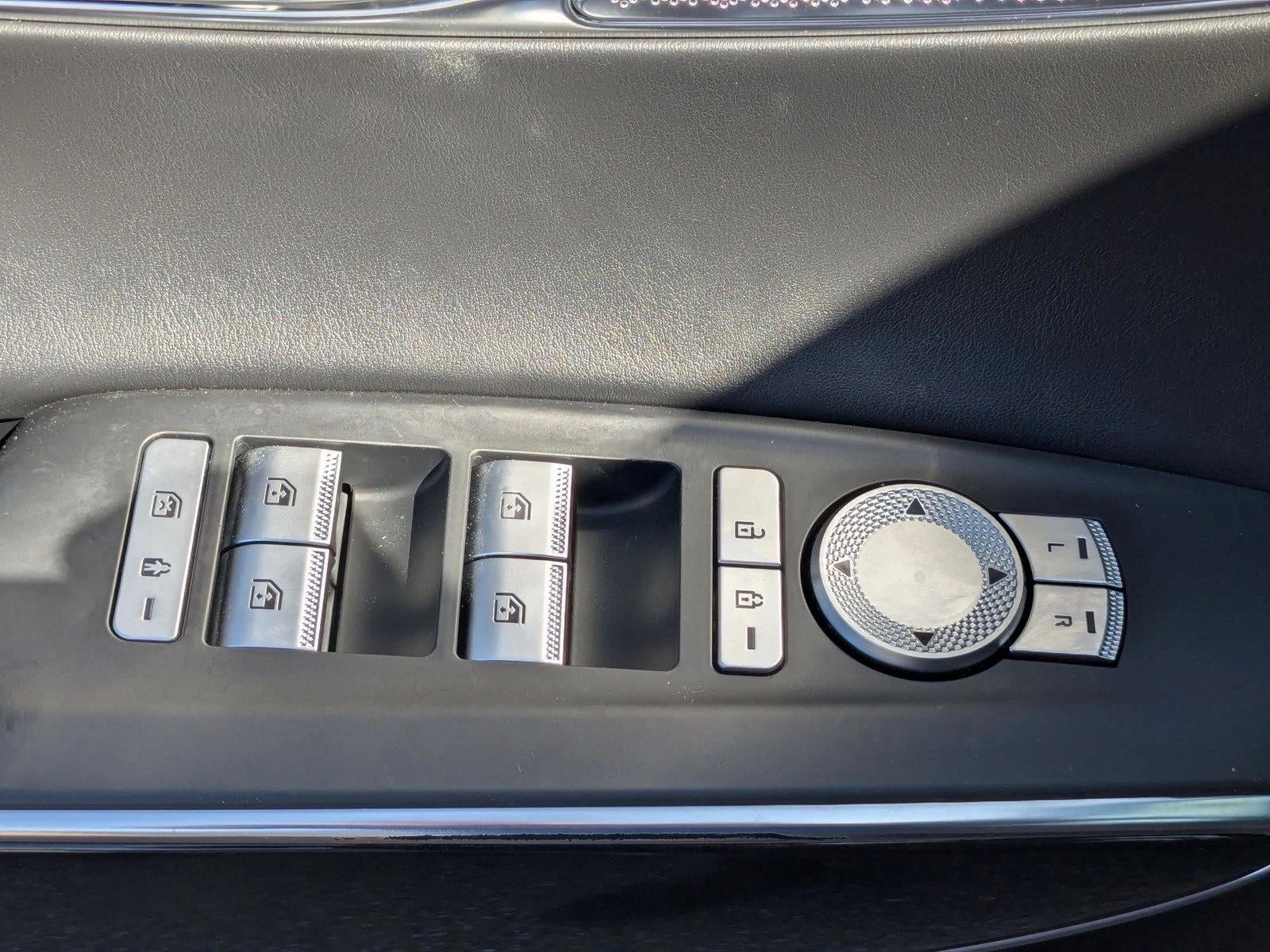 2022 Genesis GV70 2.5T