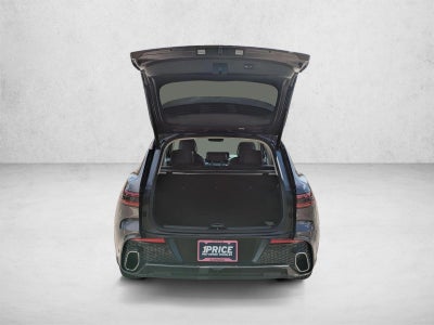 2022 Genesis GV70 2.5T